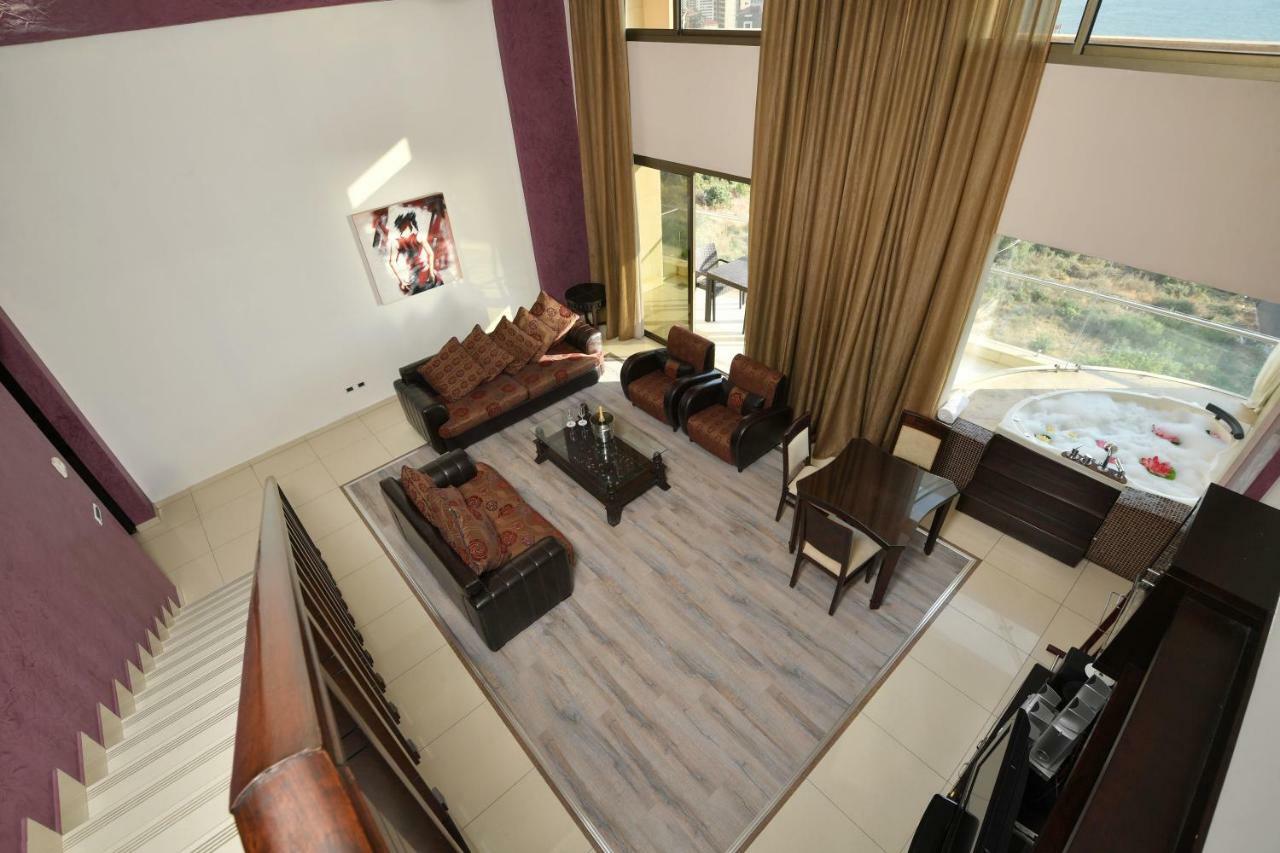 Hollywood Inn Boutique Hotel Джуния Экстерьер фото