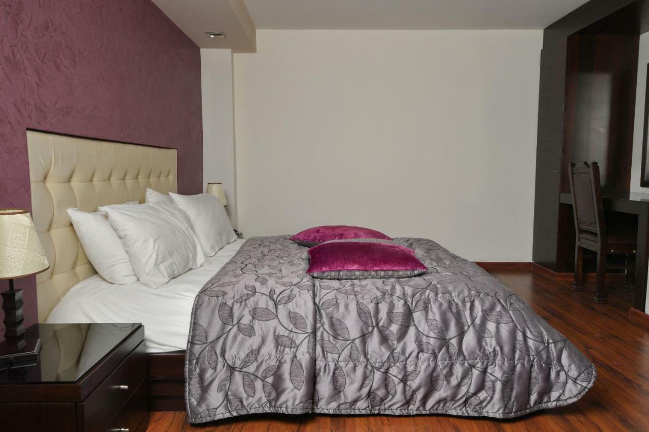 Hollywood Inn Boutique Hotel Джуния Экстерьер фото
