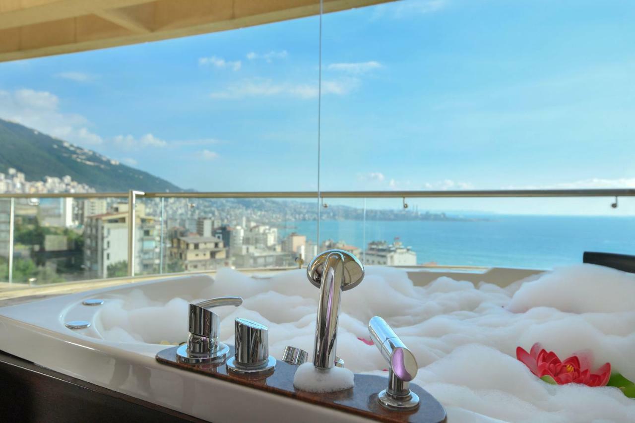 Hollywood Inn Boutique Hotel Джуния Экстерьер фото