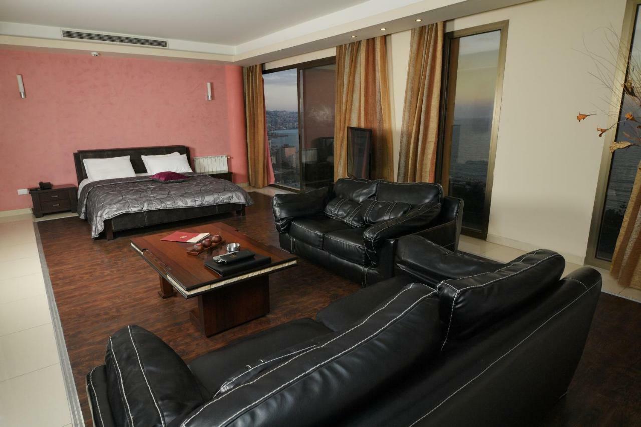 Hollywood Inn Boutique Hotel Джуния Экстерьер фото