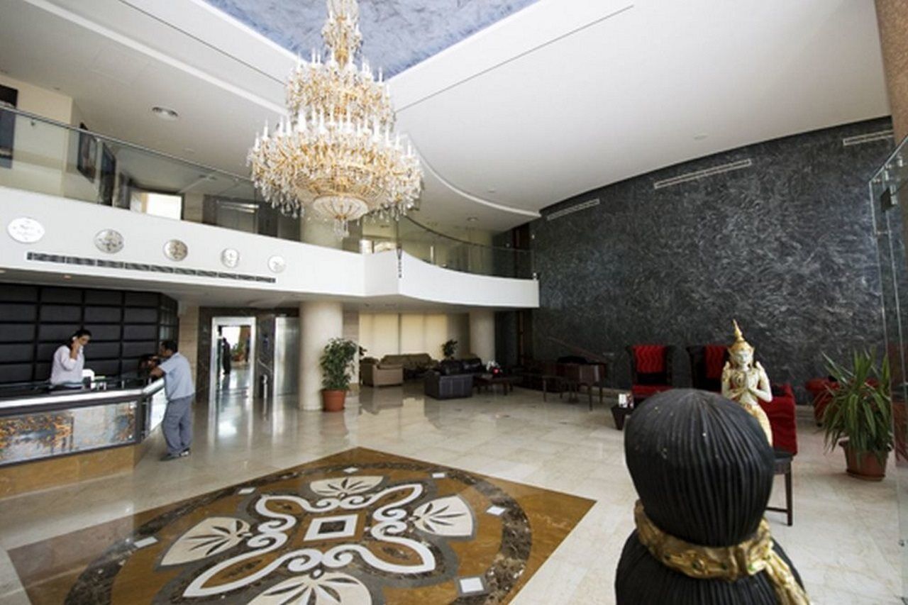 Hollywood Inn Boutique Hotel Джуния Экстерьер фото